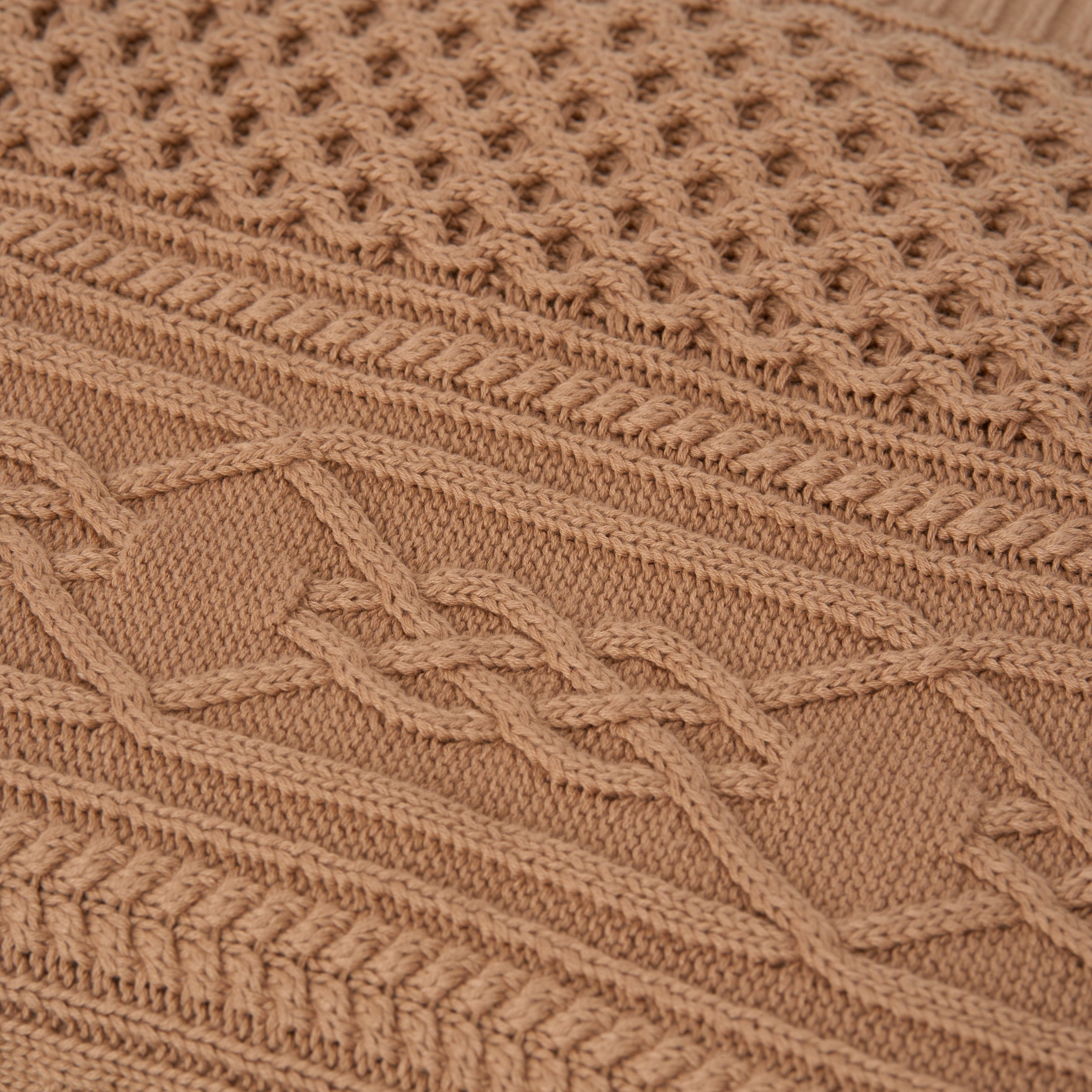 Cozy Cable Knit Throw