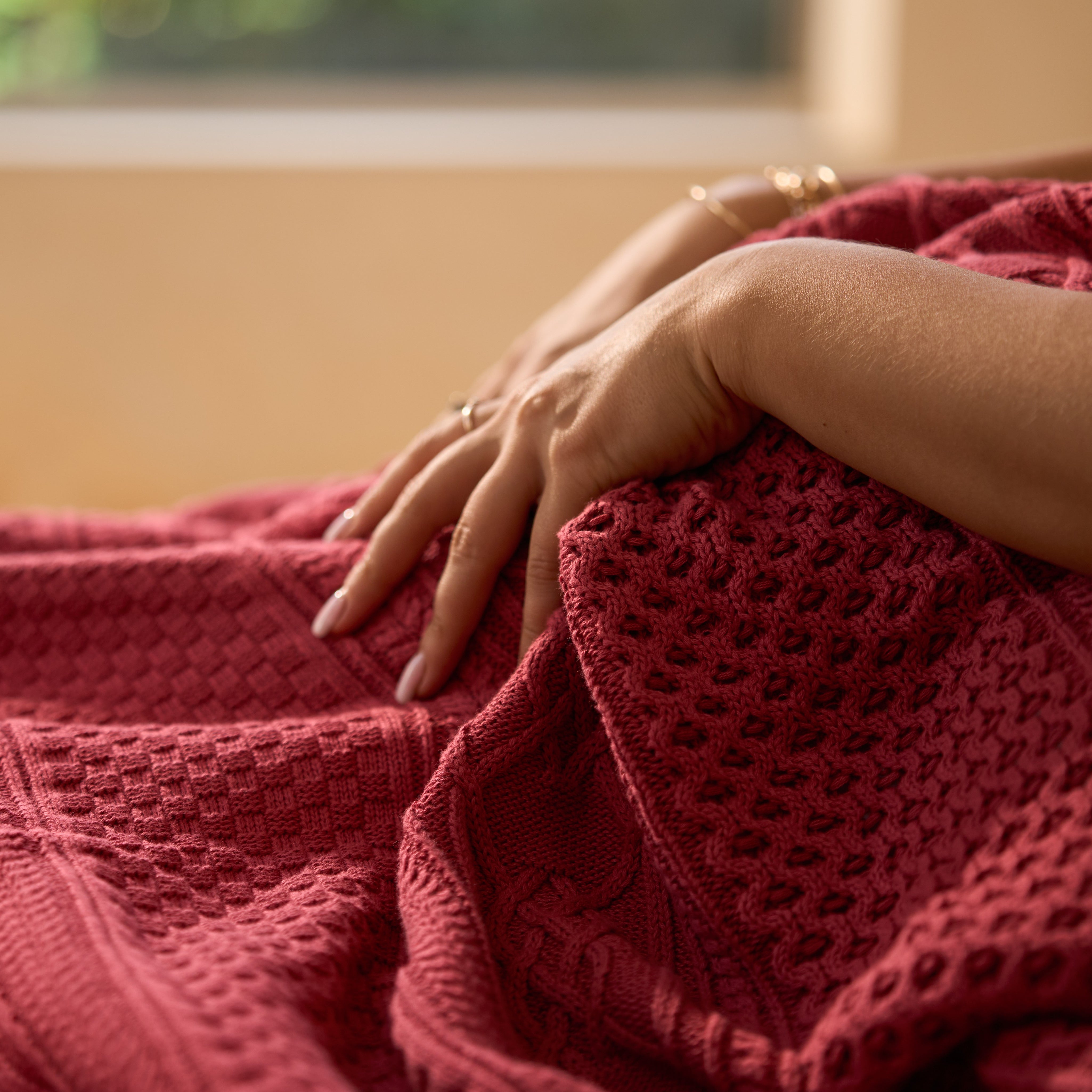 Cozy Cable Knit Throw